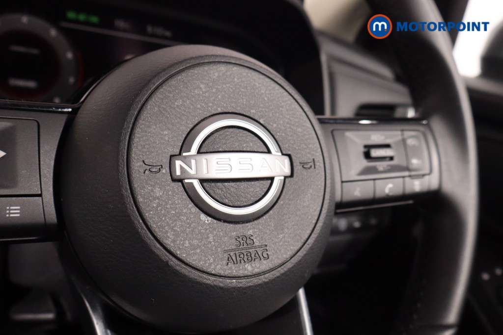 Nissan Qashqai N-Connecta Manual Petrol SUV - Stock Number (1550133) - 8th supplementary image