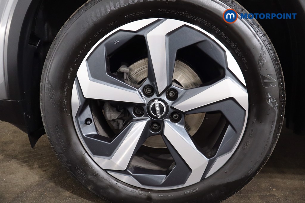 Nissan Qashqai N-Connecta Manual Petrol SUV - Stock Number (1550133) - 12th supplementary image