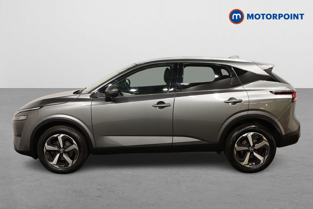 Nissan Qashqai N-Connecta Manual Petrol SUV - Stock Number (1550133) - Passenger side