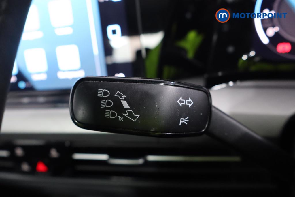 Volkswagen Golf Life Manual Petrol Hatchback - Stock Number (1550225) - 9th supplementary image