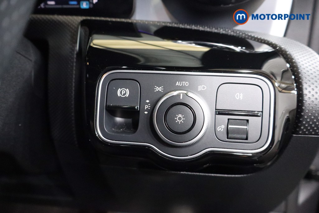 Mercedes-Benz CLA Amg Line Automatic Petrol Coupe - Stock Number (1550240) - 8th supplementary image