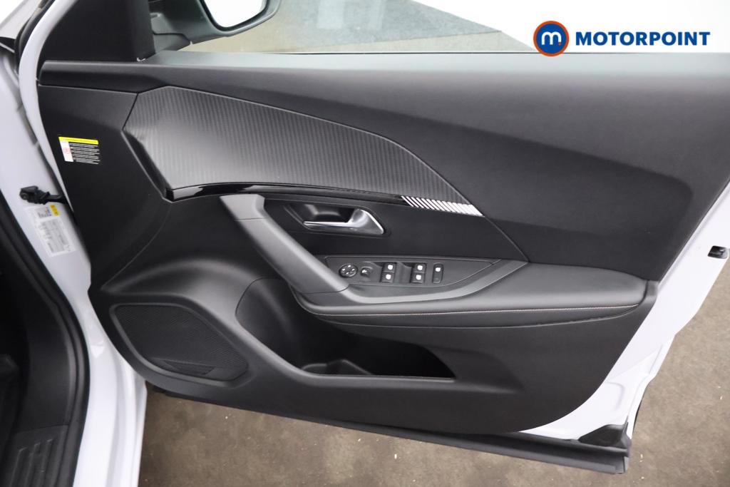 Peugeot 2008 Allure Manual Petrol SUV - Stock Number (1550302) - 9th supplementary image