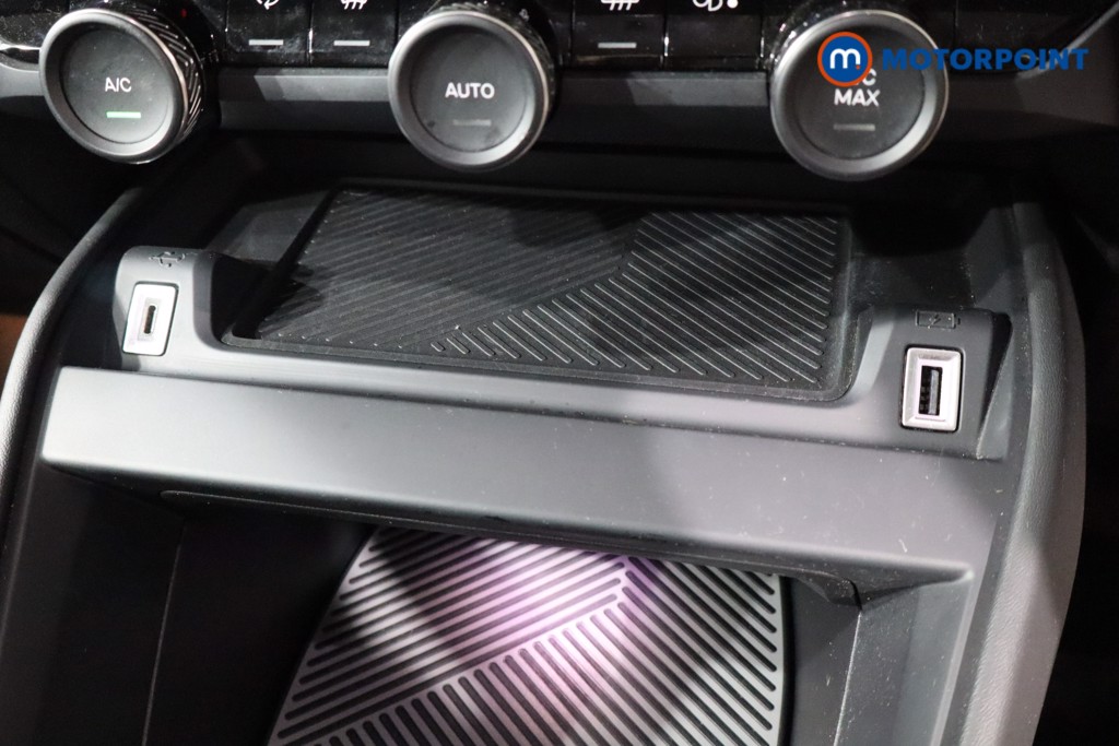 Citroen C4 Shine Automatic Electric Hatchback - Stock Number (1550326) - 17th supplementary image