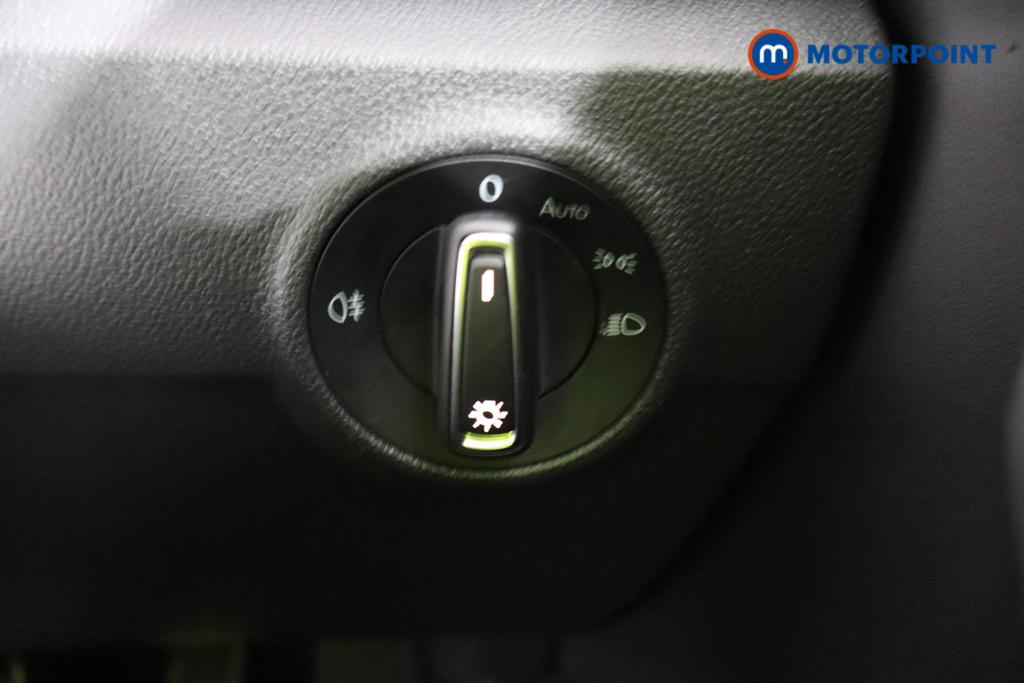 Volkswagen T-Roc R-Line Automatic Petrol SUV - Stock Number (1550375) - 12th supplementary image