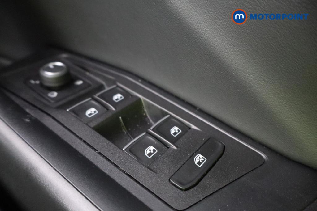 Volkswagen T-Roc R-Line Automatic Petrol SUV - Stock Number (1550375) - 13th supplementary image
