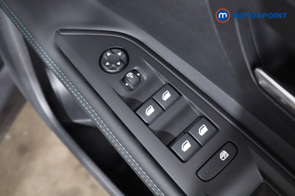 Peugeot 3008 Allure Manual Diesel SUV - Stock Number (1550448) - 22nd supplementary image