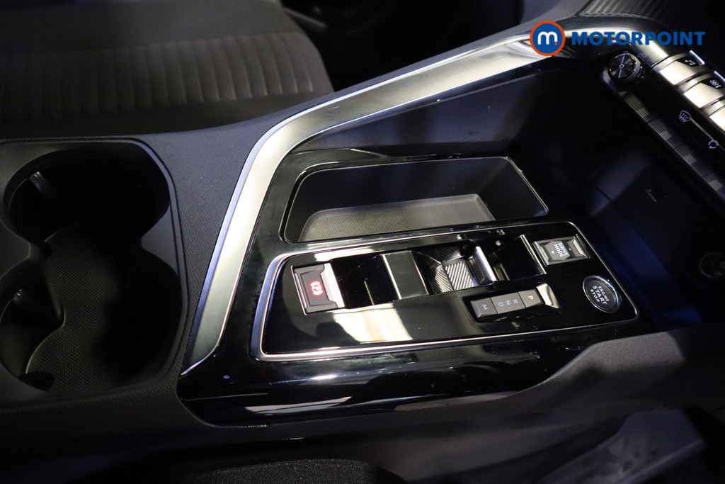 Peugeot 3008 Active Premium-Plus Automatic Petrol SUV - Stock Number (1550453) - 5th supplementary image