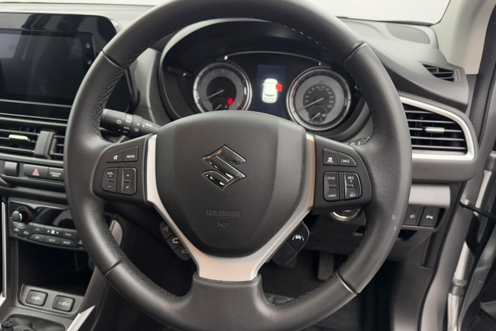 Suzuki S-Cross Motion Manual Petrol-Electric Hybrid SUV - Stock Number (1550725) - 2nd supplementary image