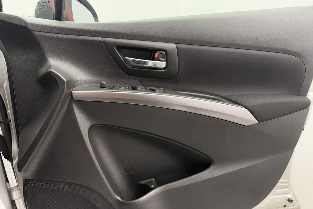 Suzuki S-Cross Motion Manual Petrol-Electric Hybrid SUV - Stock Number (1550725) - 17th supplementary image