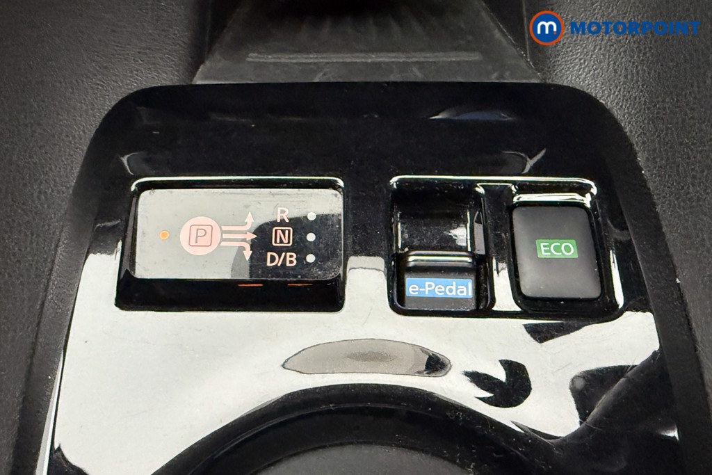 Nissan Leaf N-Connecta Automatic Electric Hatchback - Stock Number (1550749) - 13th supplementary image