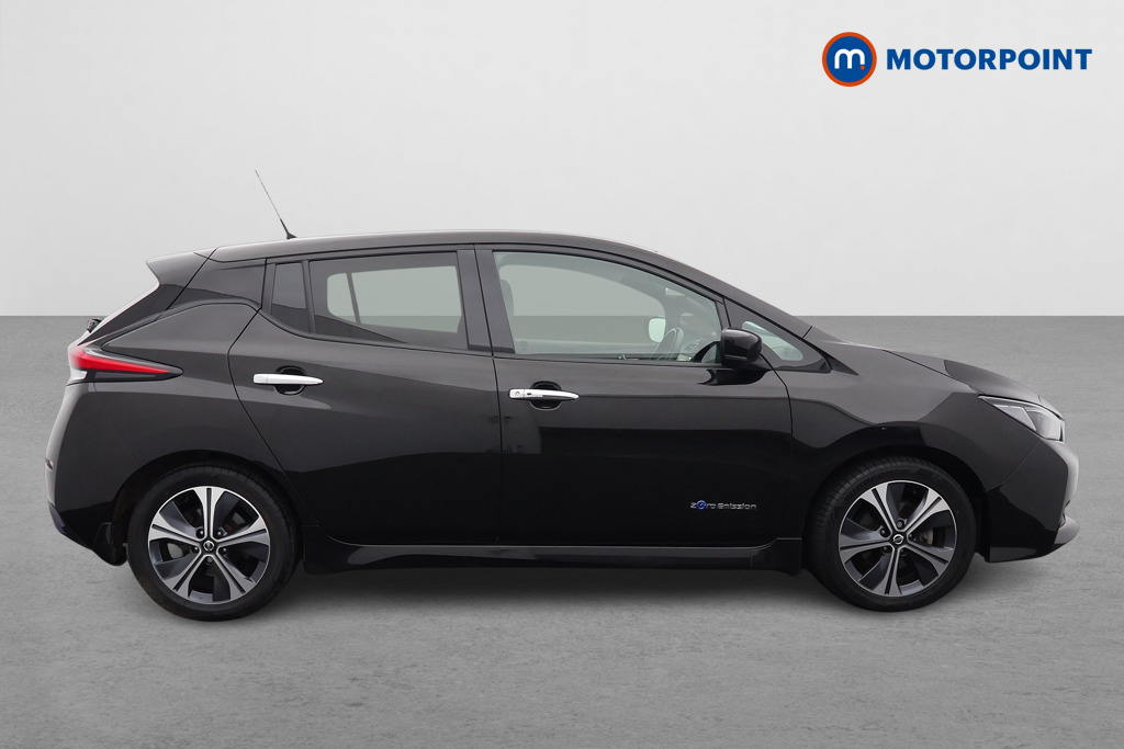 Nissan Leaf N-Connecta Automatic Electric Hatchback - Stock Number (1550749) - Drivers side