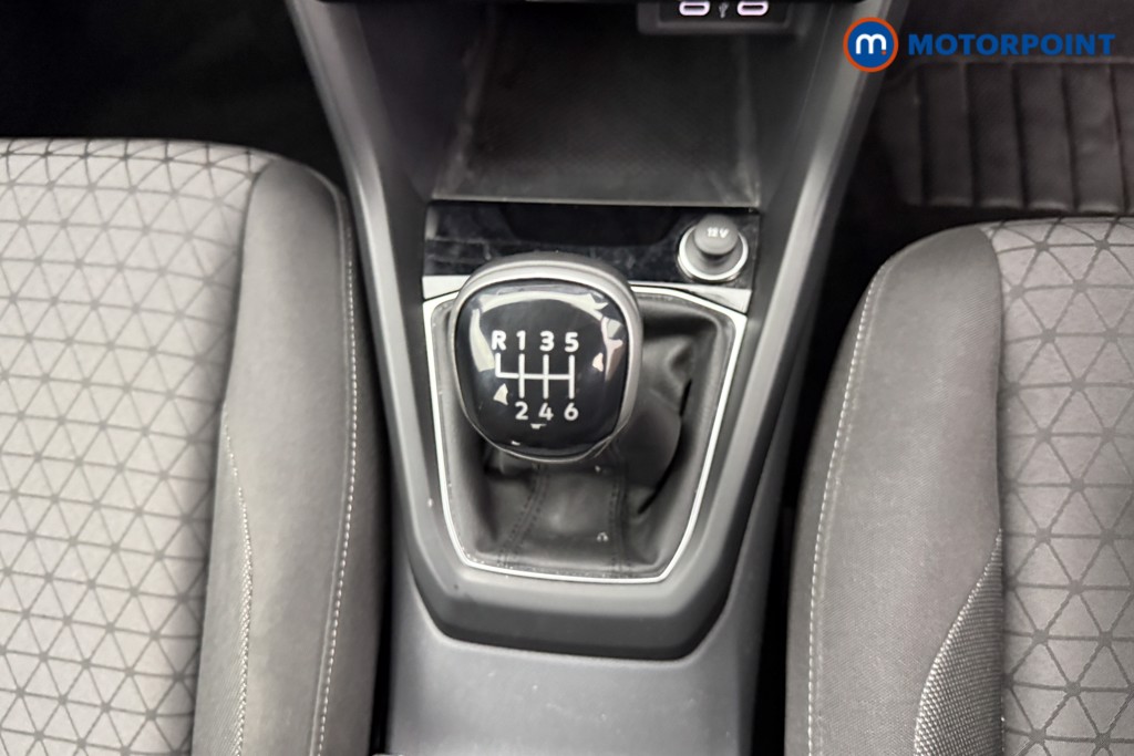 Volkswagen T-Cross SE Manual Petrol SUV - Stock Number (1550870) - 13th supplementary image