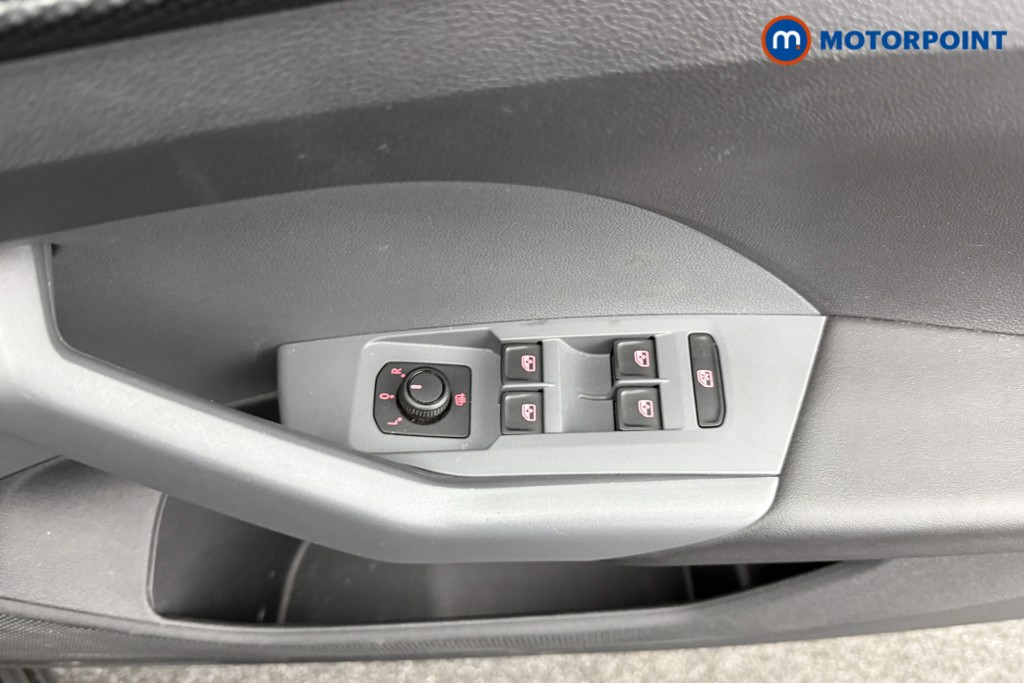 Volkswagen T-Cross SE Manual Petrol SUV - Stock Number (1550870) - 17th supplementary image