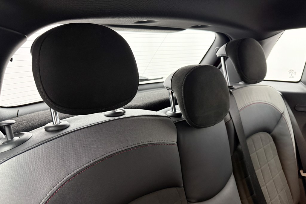 Mini Hatchback Cooper S Sport Manual Petrol Hatchback - Stock Number (1550924) - 18th supplementary image