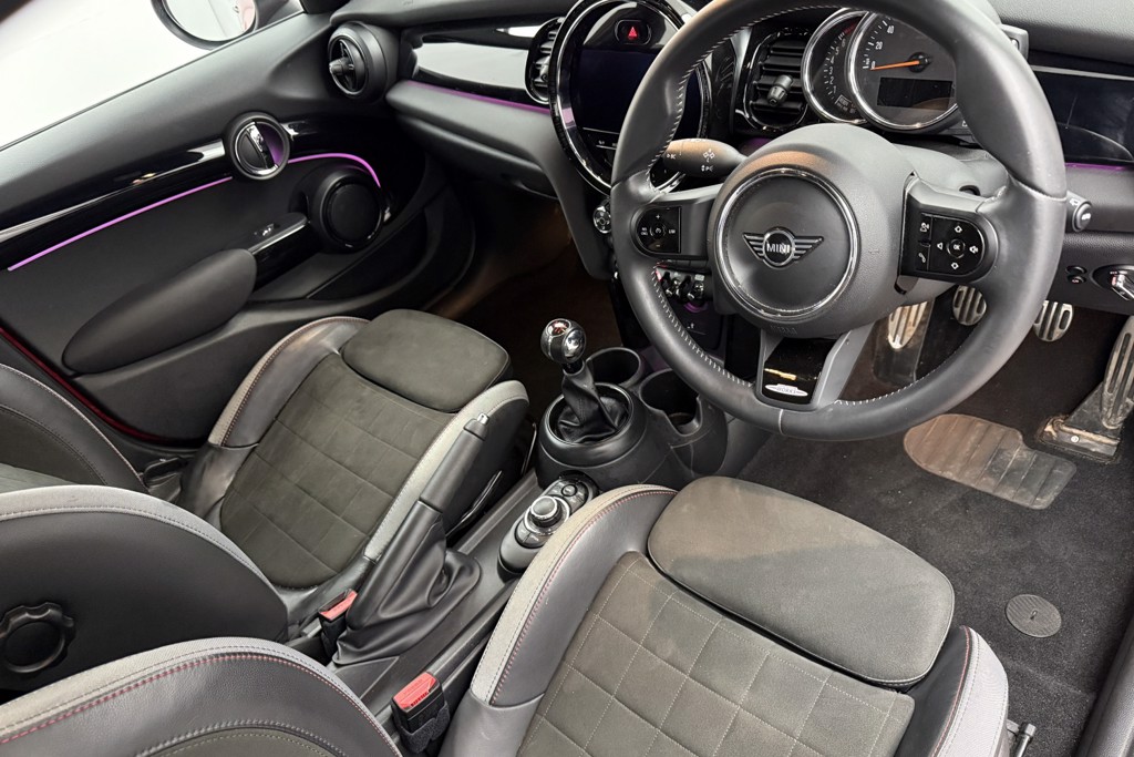 Mini Hatchback Cooper S Sport Manual Petrol Hatchback - Stock Number (1550924) - 1st supplementary image