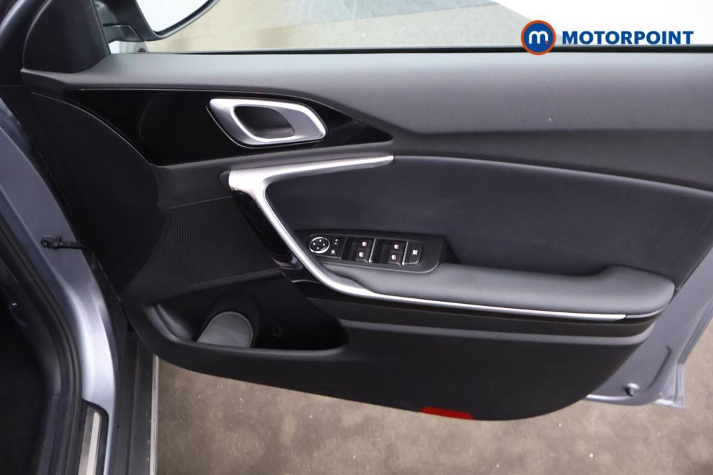 KIA Xceed 3 Manual Petrol Hatchback - Stock Number (1550995) - 9th supplementary image