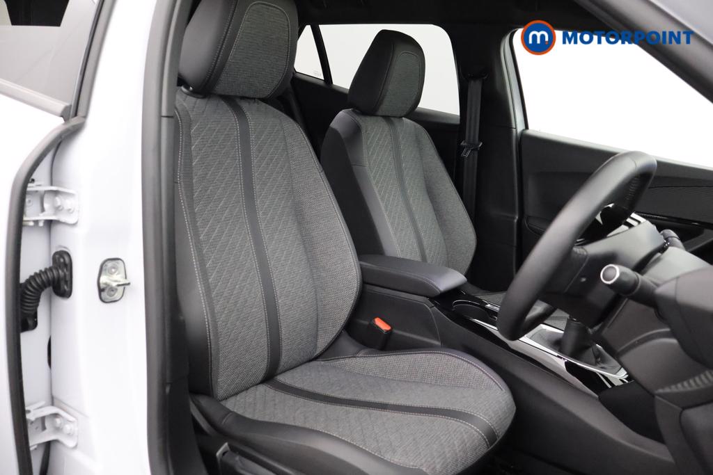 Peugeot 2008 Allure Manual Petrol SUV - Stock Number (1551116) - 9th supplementary image