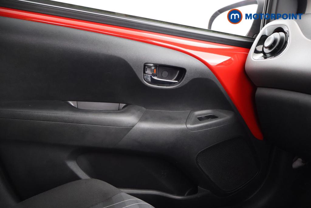 Peugeot 108 Allure Manual Petrol Hatchback - Stock Number (1551588) - 7th supplementary image