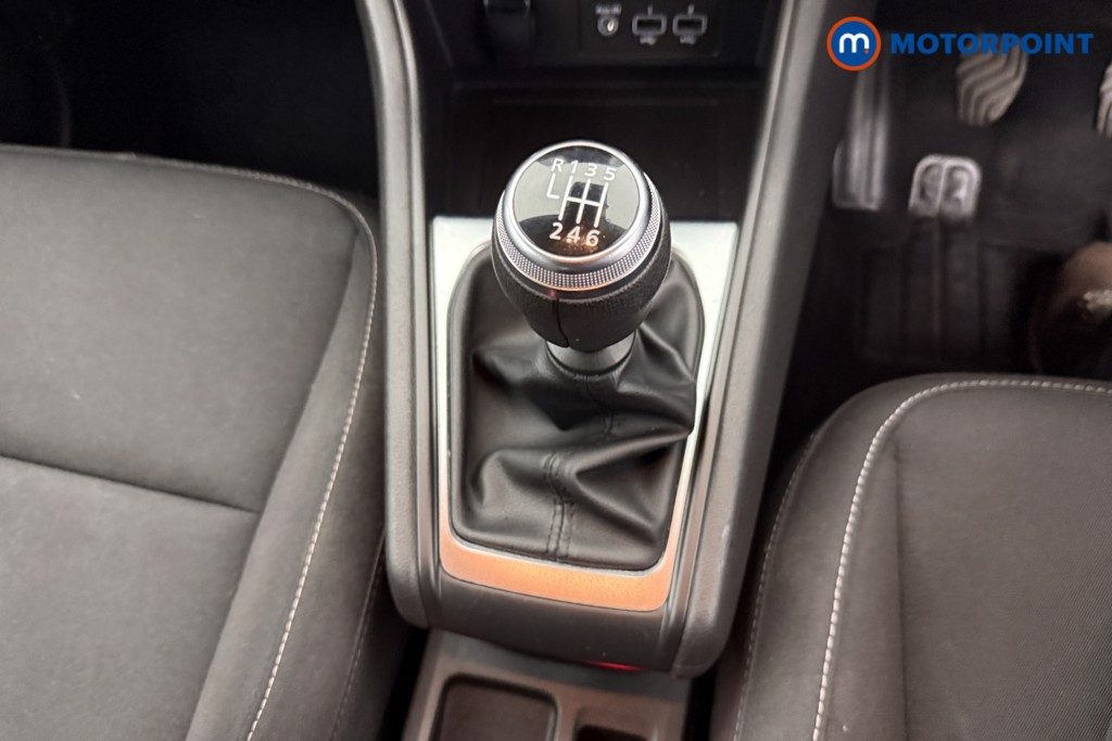 Renault Captur Iconic Manual Diesel SUV - Stock Number (1551613) - 11th supplementary image