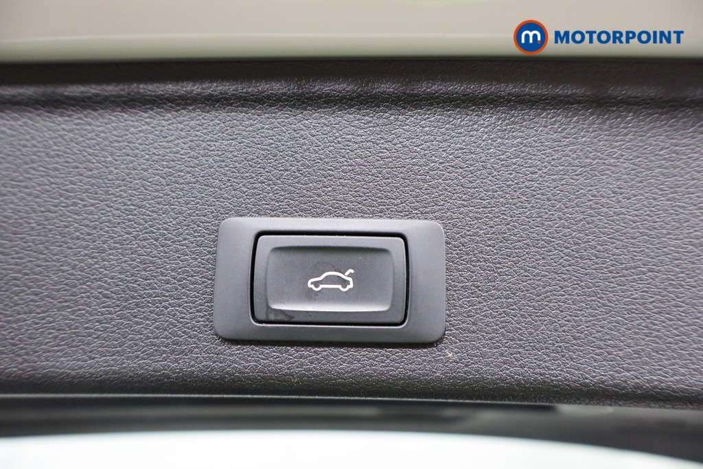Audi A4 Technik Automatic Petrol Estate - Stock Number (1551827) - 15th supplementary image