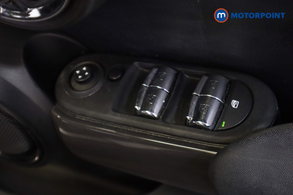 Mini Hatchback Cooper Classic Automatic Petrol Hatchback - Stock Number (1552532) - 8th supplementary image