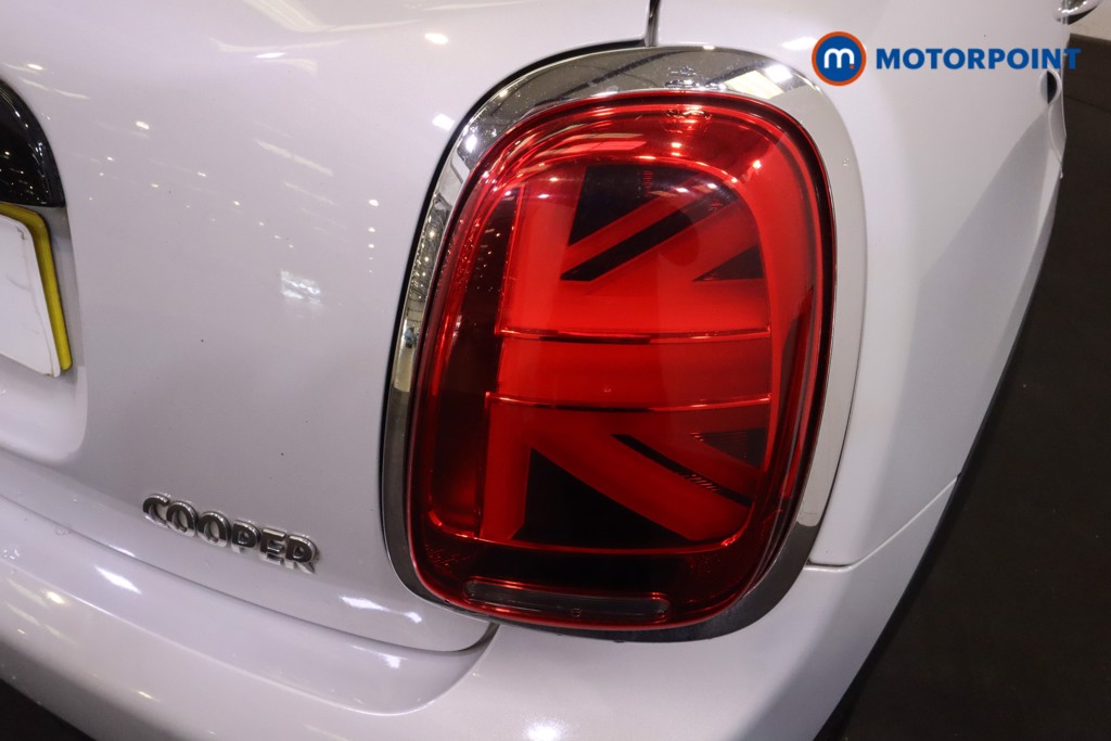 Mini Hatchback Cooper Classic Automatic Petrol Hatchback - Stock Number (1552532) - 23rd supplementary image
