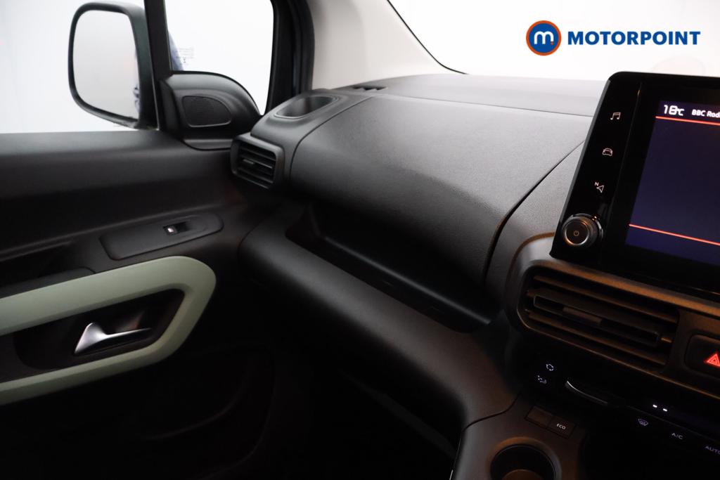 Citroen Berlingo Flair Automatic Petrol People Carrier - Stock Number (1524808) - 7th supplementary image