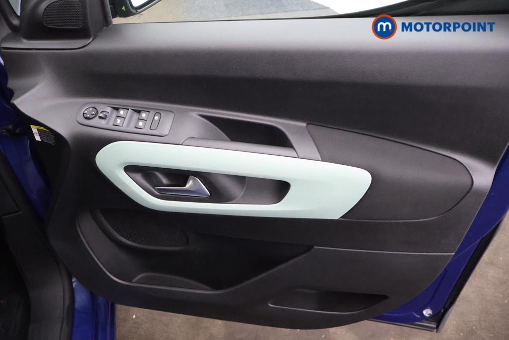 Citroen Berlingo Flair Automatic Petrol People Carrier - Stock Number (1524808) - 9th supplementary image