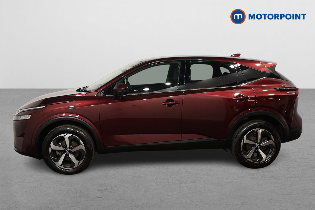 Nissan Qashqai N-Connecta Manual Petrol SUV - Stock Number (1526428) - Passenger side