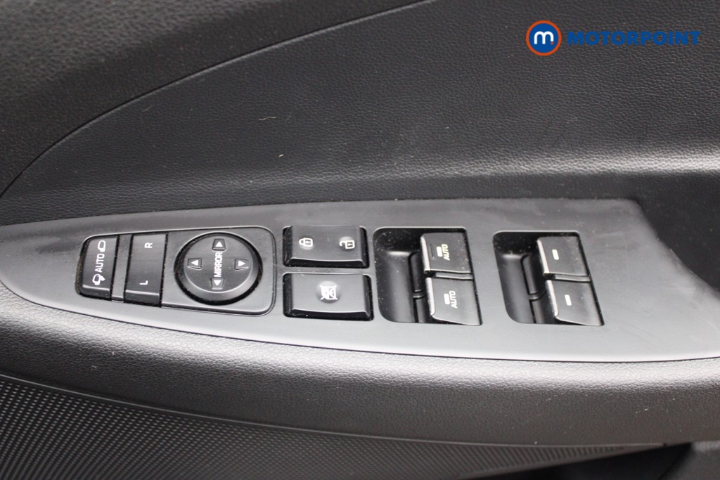 Hyundai Tucson Se Nav Manual Petrol SUV - Stock Number (1526970) - 16th supplementary image