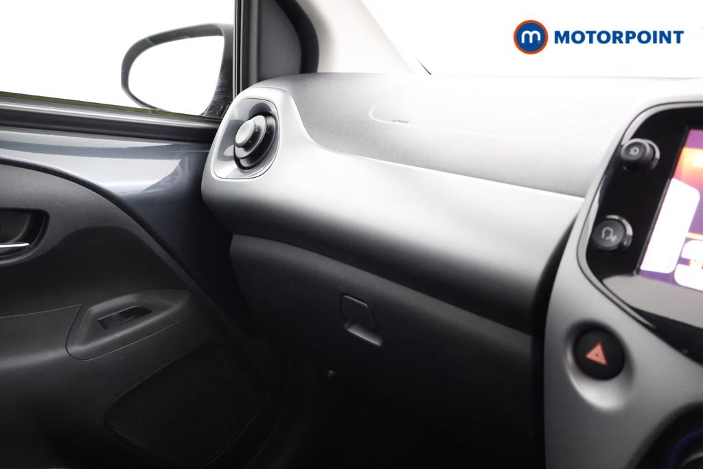 Toyota Aygo X-Play Automatic Petrol Hatchback - Stock Number (1529477) - 6th supplementary image