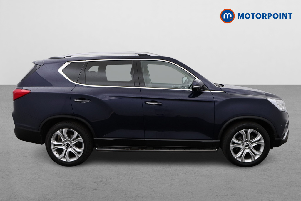 Ssangyong Rexton Ultimate Automatic Diesel SUV - Stock Number (1538965) - Drivers side