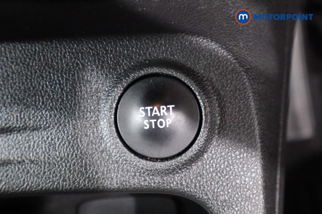 Renault Captur Dynamique S Nav Manual Petrol SUV - Stock Number (1540265) - 13th supplementary image