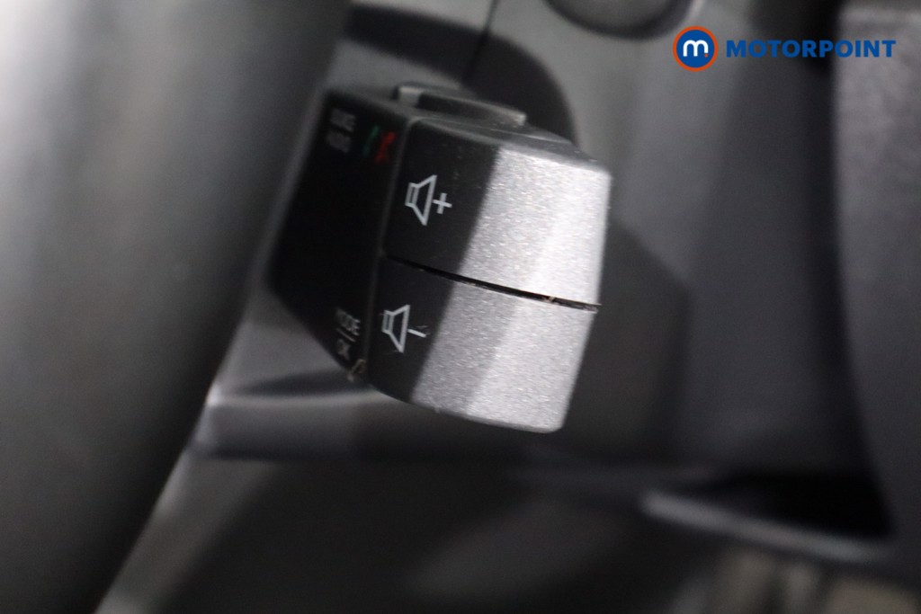 Renault Captur Dynamique S Nav Manual Petrol SUV - Stock Number (1540265) - 14th supplementary image