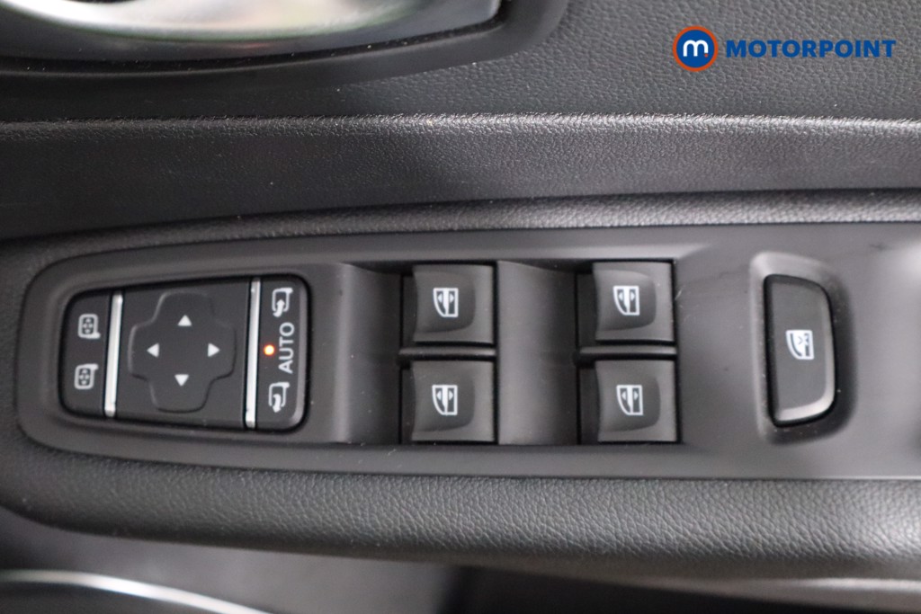 Renault Captur Dynamique S Nav Manual Petrol SUV - Stock Number (1540265) - 15th supplementary image