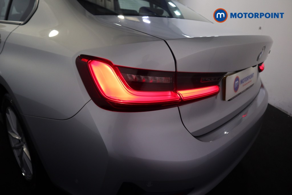 BMW 3 Series SE Automatic Petrol Saloon - Stock Number (1540646) - 21st supplementary image