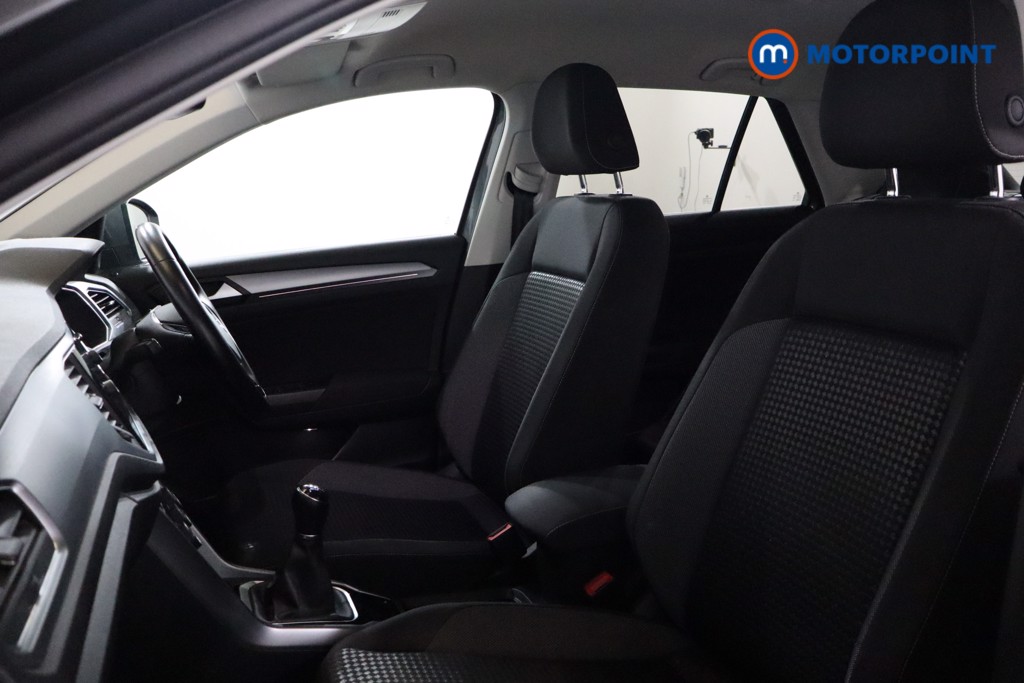 Volkswagen T-Roc Active Manual Petrol SUV - Stock Number (1541031) - 14th supplementary image