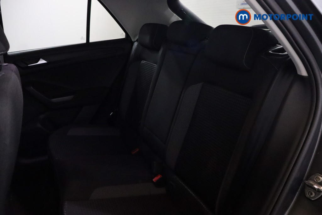 Volkswagen T-Roc Active Manual Petrol SUV - Stock Number (1541031) - 15th supplementary image