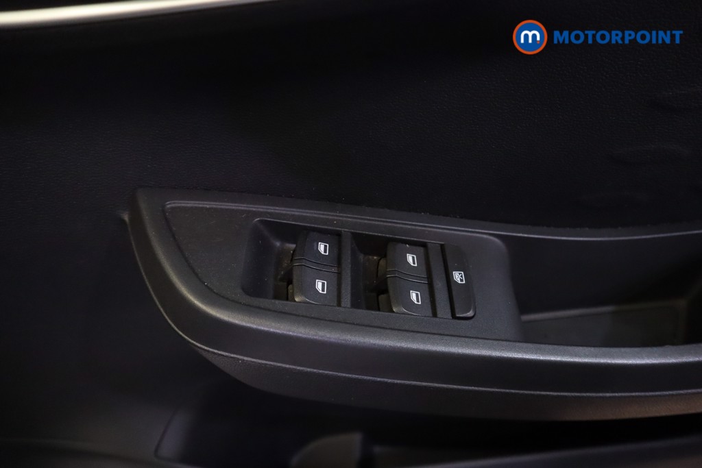 Mg Motor Uk MG3 Excite Manual Petrol Hatchback - Stock Number (1541860) - 3rd supplementary image