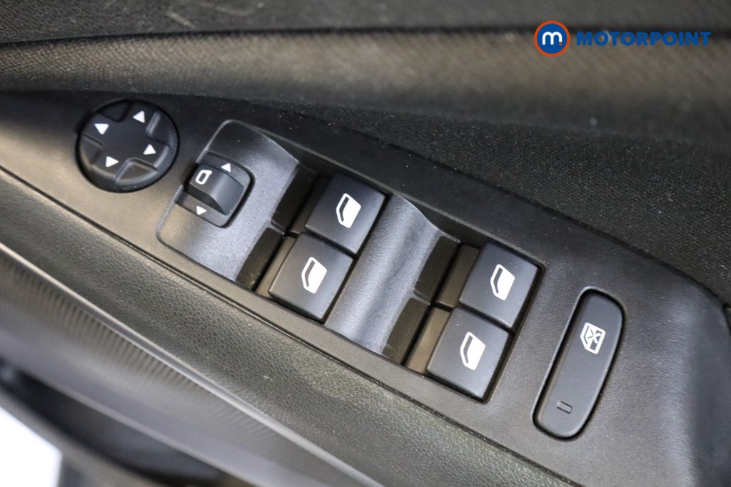 Vauxhall Crossland Se Edition Manual Petrol SUV - Stock Number (1541900) - 11th supplementary image