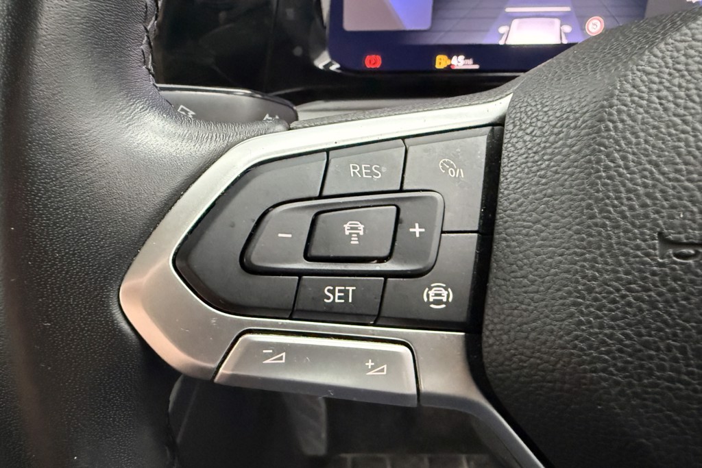 Volkswagen Golf Life Manual Petrol Hatchback - Stock Number (1541933) - 4th supplementary image