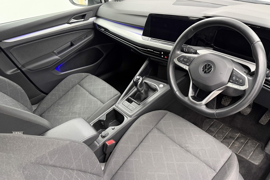 Volkswagen Golf Life Manual Petrol Hatchback - Stock Number (1541933) - 1st supplementary image