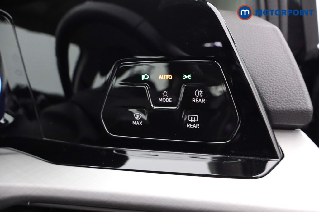 Volkswagen Golf Life Manual Petrol Hatchback - Stock Number (1541939) - 12th supplementary image