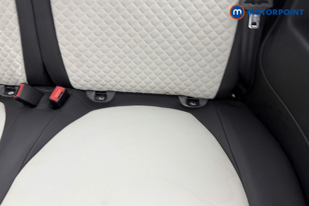 Fiat 500 Dolcevita Manual Petrol-Electric Hybrid Hatchback - Stock Number (1543143) - 19th supplementary image
