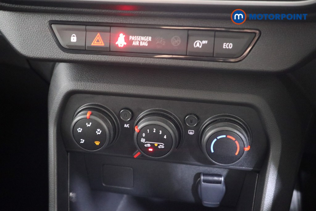 Dacia Sandero Stepway Expression Manual Petrol Hatchback - Stock Number (1543220) - 7th supplementary image