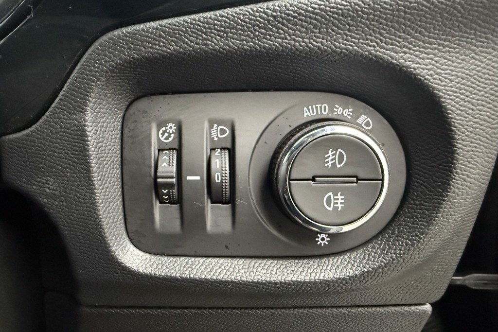 Vauxhall Corsa GS Automatic Electric Hatchback - Stock Number (1543483) - 12th supplementary image