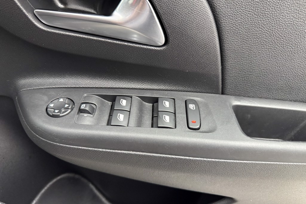 Vauxhall Corsa GS Automatic Electric Hatchback - Stock Number (1543483) - 14th supplementary image