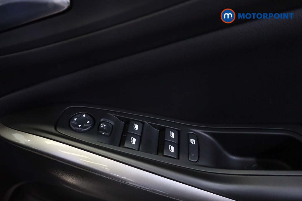 Vauxhall Grandland Ultimate Manual Petrol SUV - Stock Number (1543525) - 3rd supplementary image