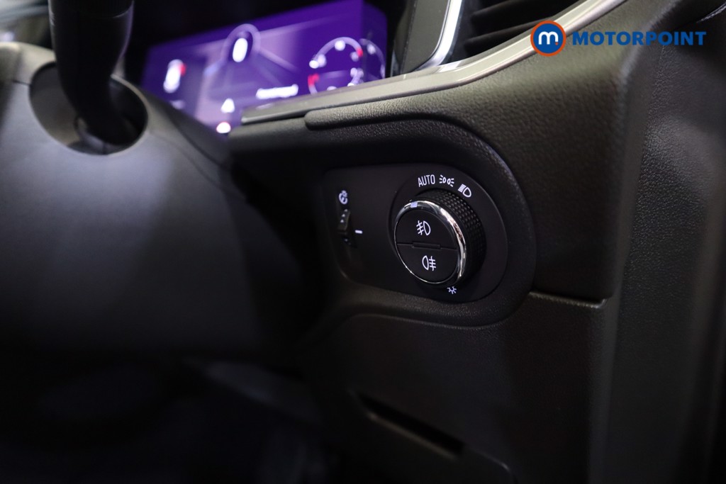 Vauxhall Grandland Ultimate Manual Petrol SUV - Stock Number (1543525) - 4th supplementary image