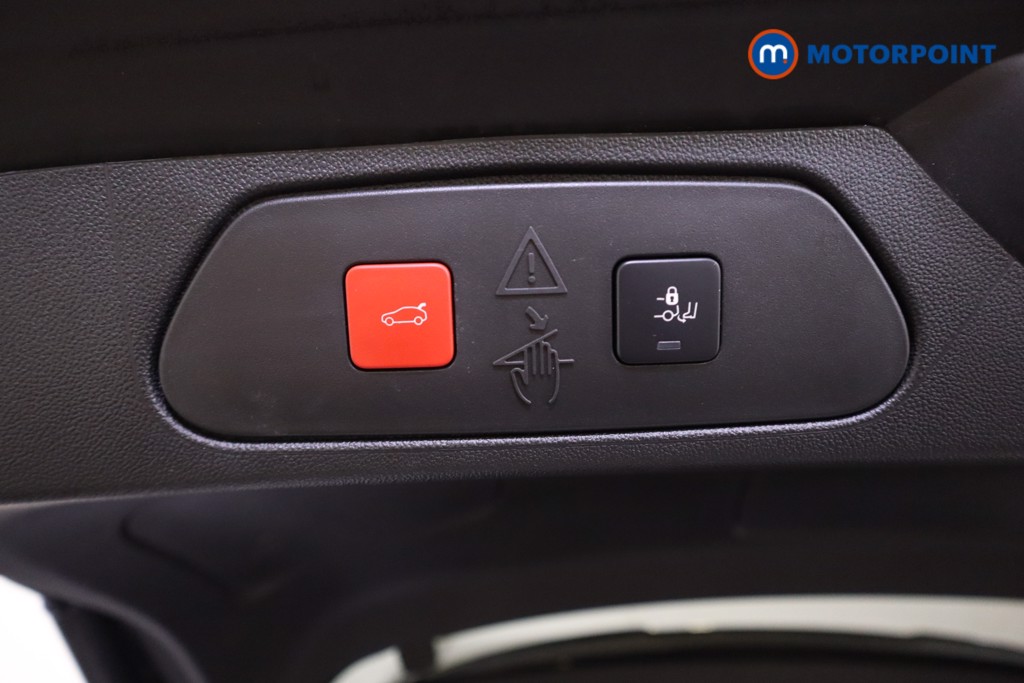 Vauxhall Grandland Ultimate Manual Petrol SUV - Stock Number (1543525) - 25th supplementary image